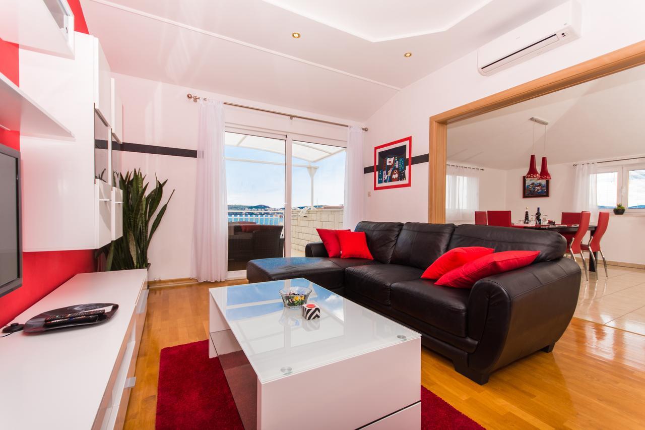 Apartments Barba Trogir Exterior photo